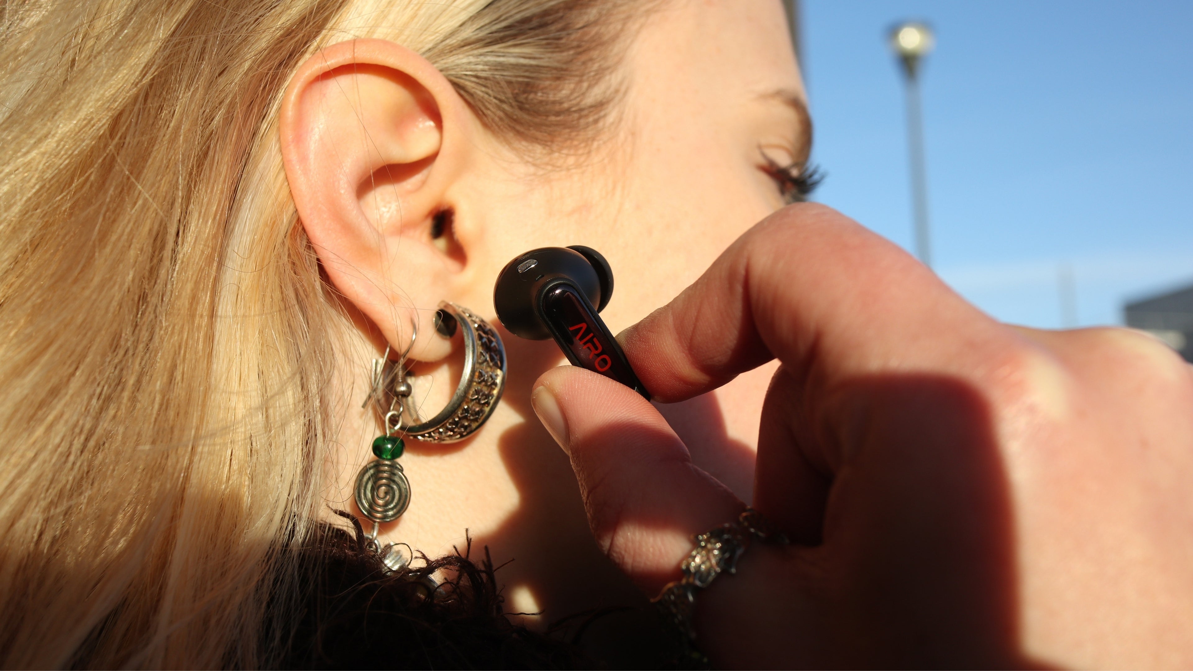 AIRO Duo Touch Screen Earbuds